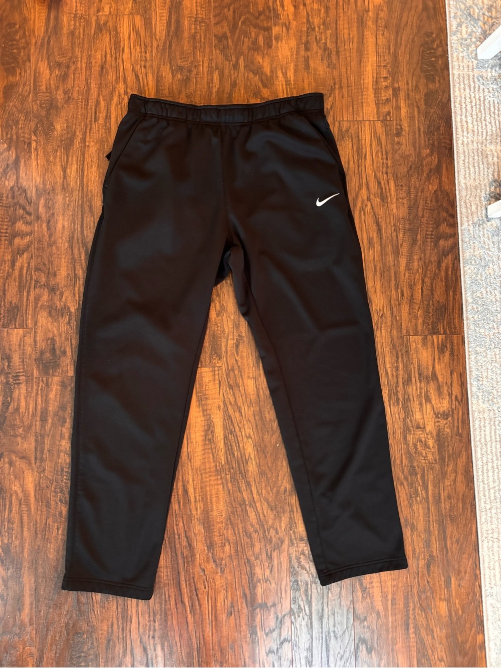 Nike Black Therma-Fit Fleece Sweatpants with White Swoosh XL Women